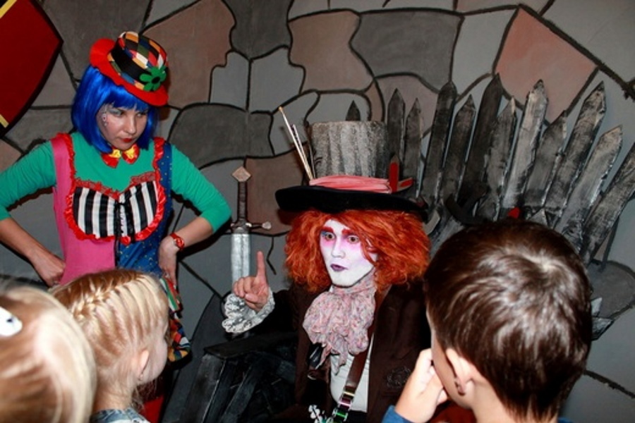 Квест в реальности В поисках Шляпника от компании Тайное место Квест в реальности В поисках Шляпника от компании Тайное место